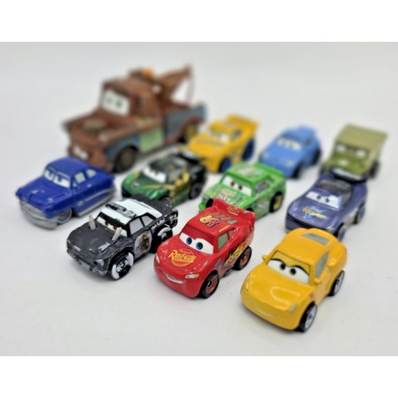 Lot Of 10 Die Cast Cars The Movie Mini Cars 1.5" Racers 2016-2017 Tow Matter 3.5 - Picture 2 of 9